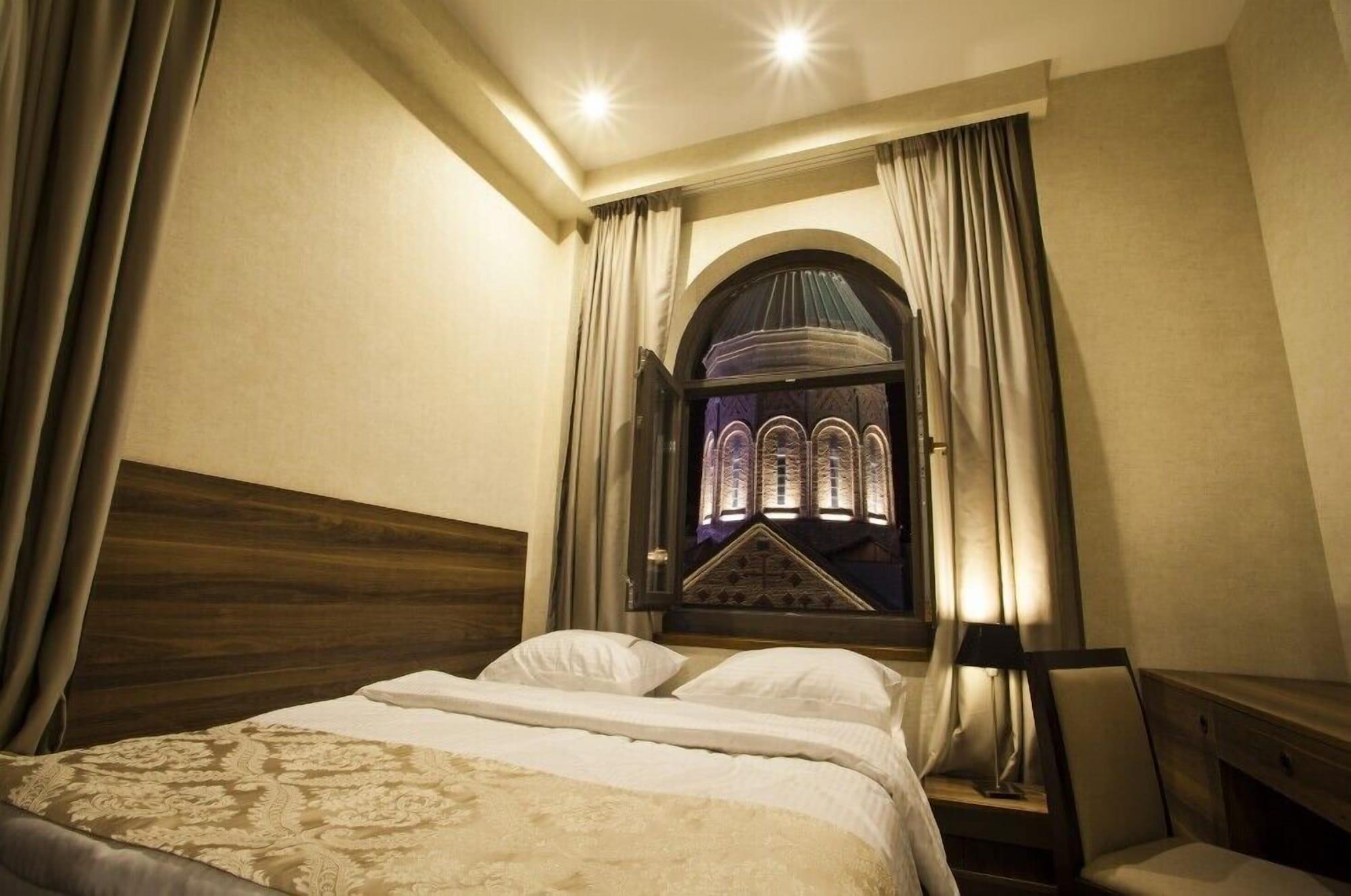 Old Meidan Tbilisi By Urban Hotels Esterno foto