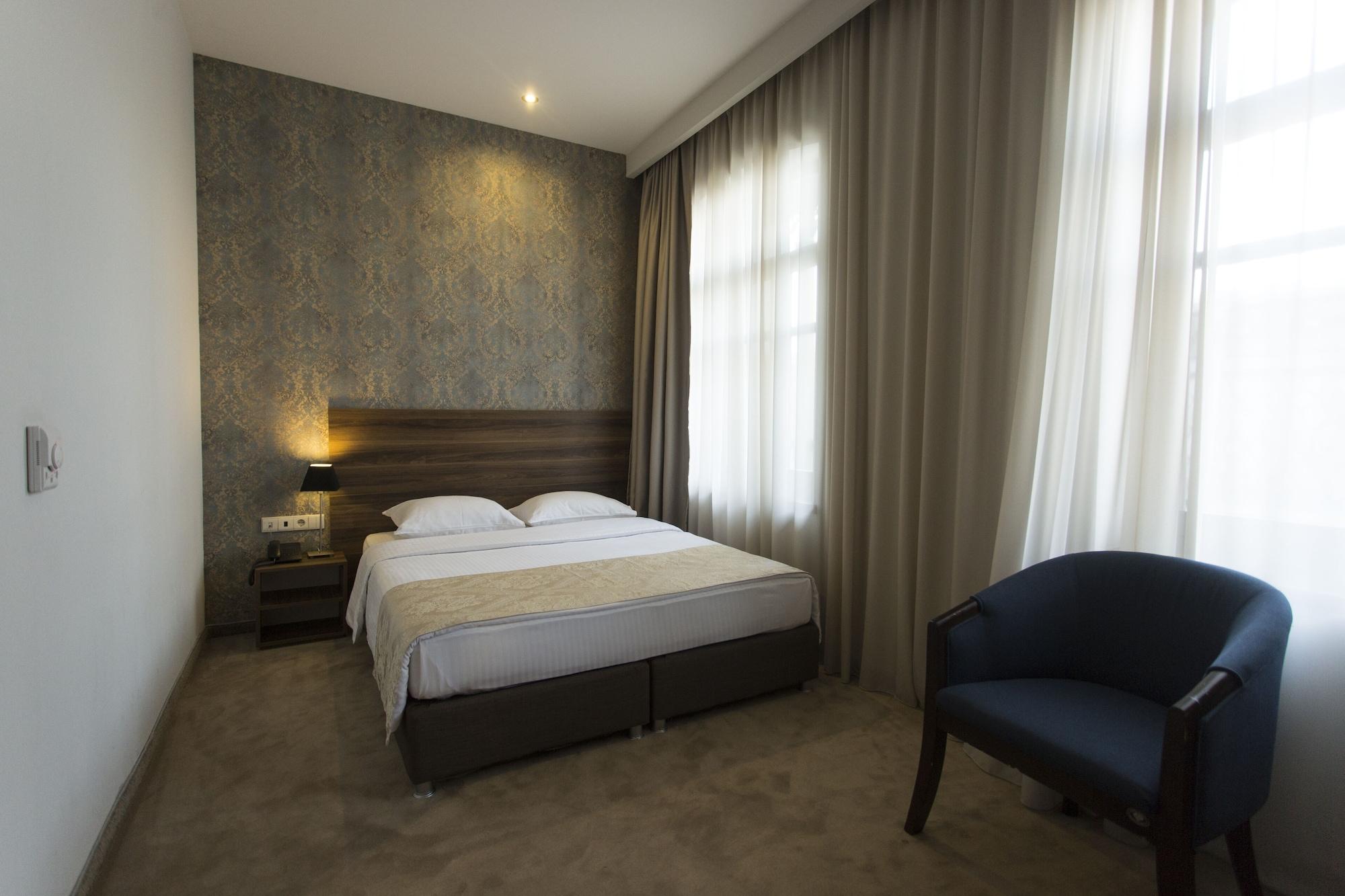 Old Meidan Tbilisi By Urban Hotels Esterno foto