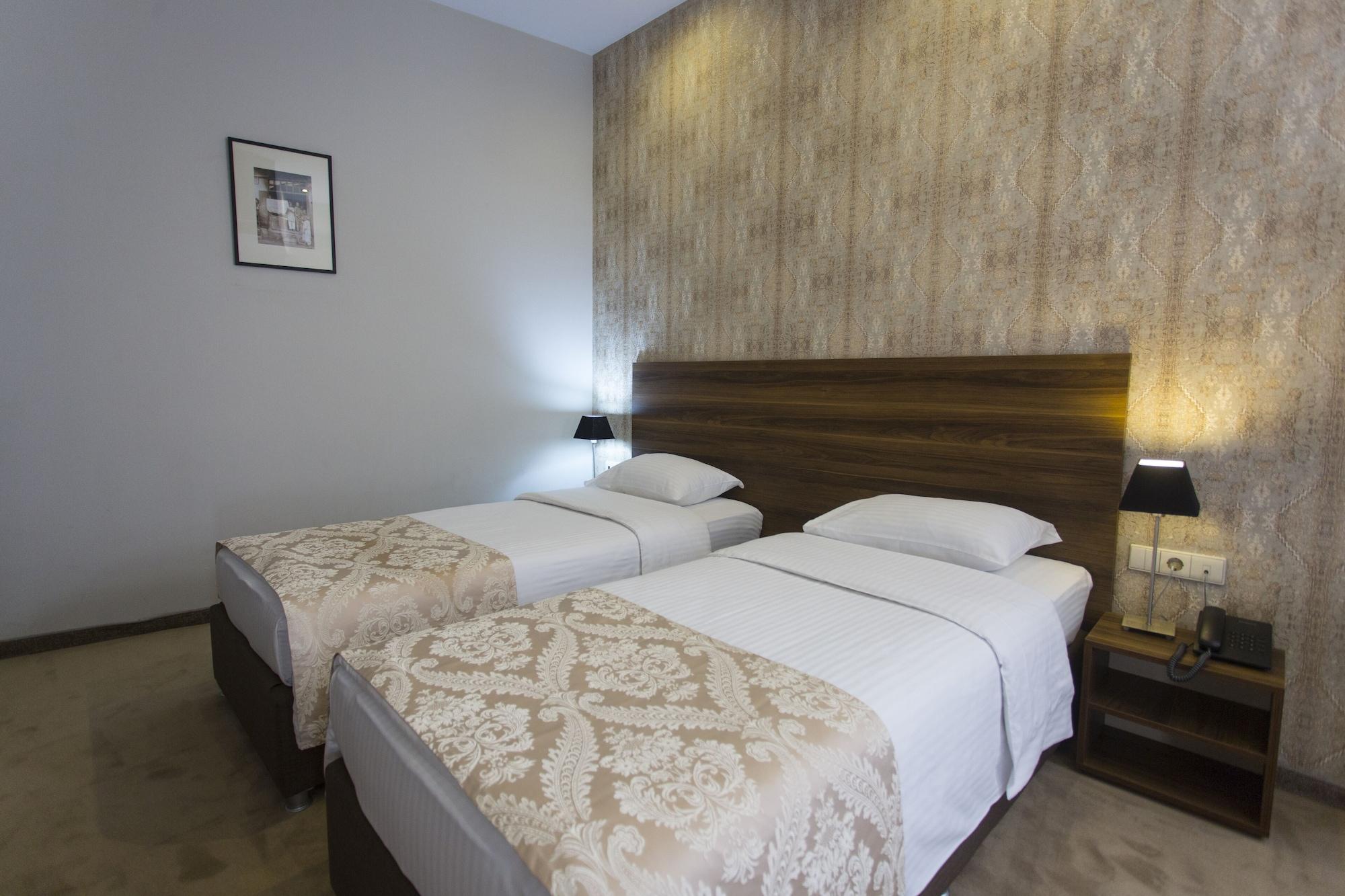 Old Meidan Tbilisi By Urban Hotels Esterno foto