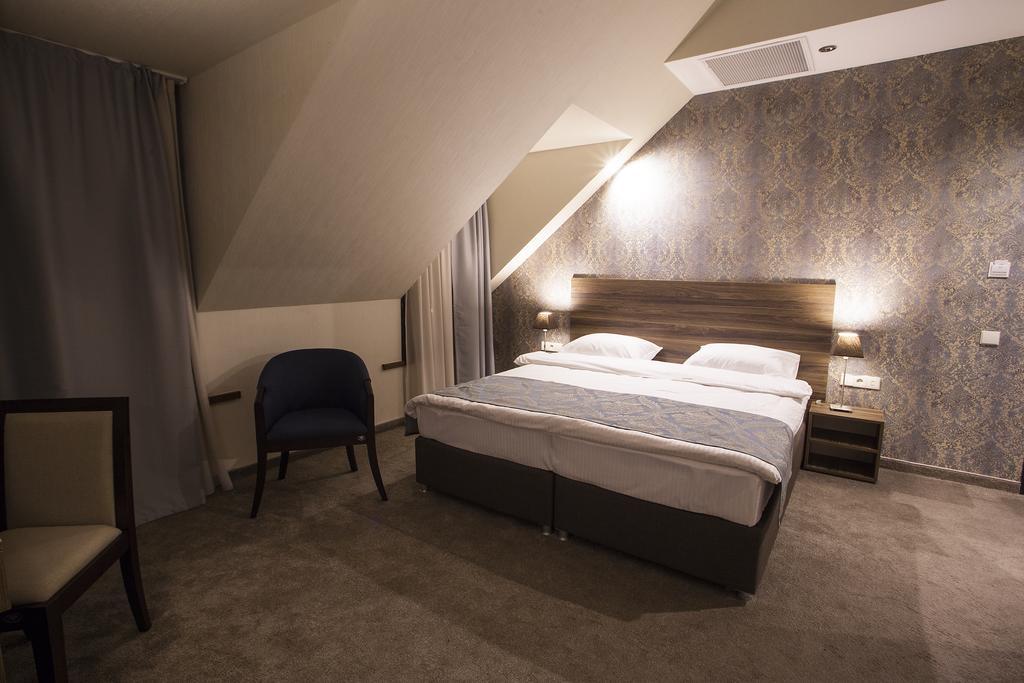Old Meidan Tbilisi By Urban Hotels Esterno foto