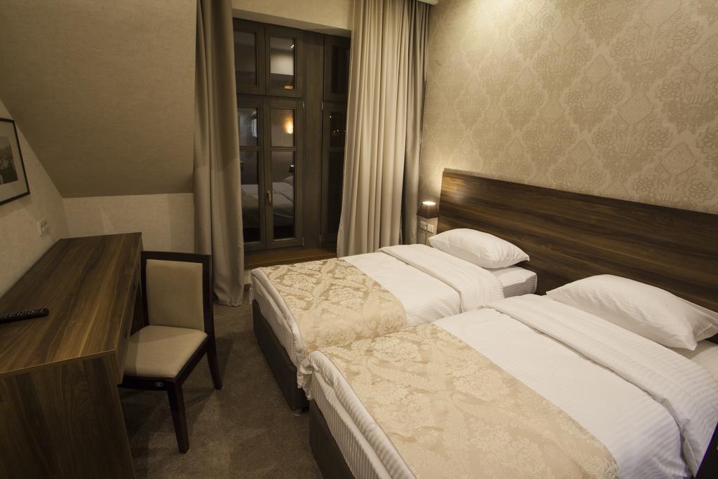 Old Meidan Tbilisi By Urban Hotels Esterno foto