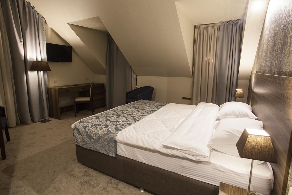 Old Meidan Tbilisi By Urban Hotels Esterno foto