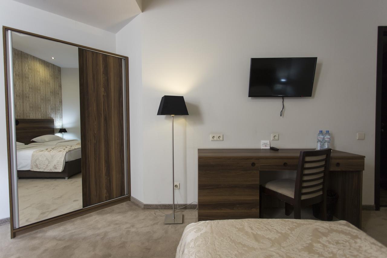 Old Meidan Tbilisi By Urban Hotels Esterno foto